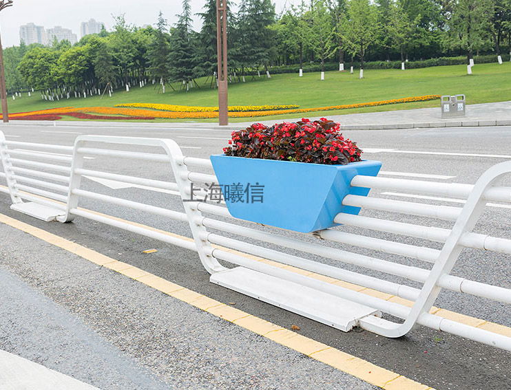 乘風破浪不銹鋼花箱