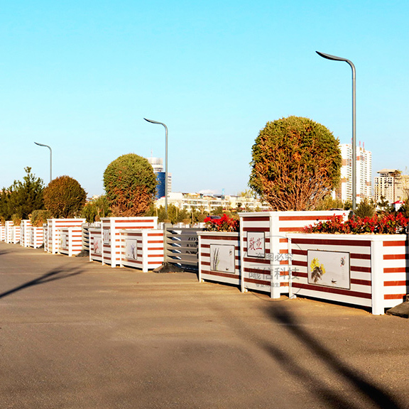 道路隔離花箱四君子主題花箱